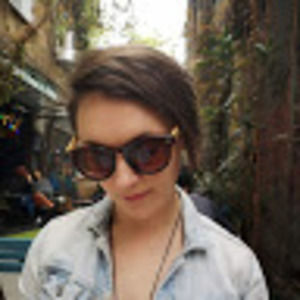 Meet your Posher, Laura